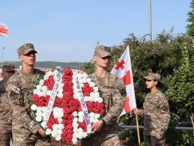 გვირგვინით შემკობა