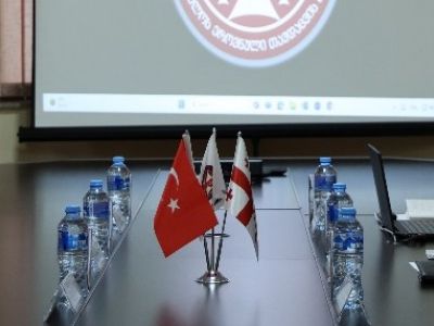აკადემიაში  გაცნობითი სახის ვიზიტით იმყოფებოდა  საქართველოში თურქეთის რესპუბლიკის საგანგებო და სრულუფლებიანი ელჩი